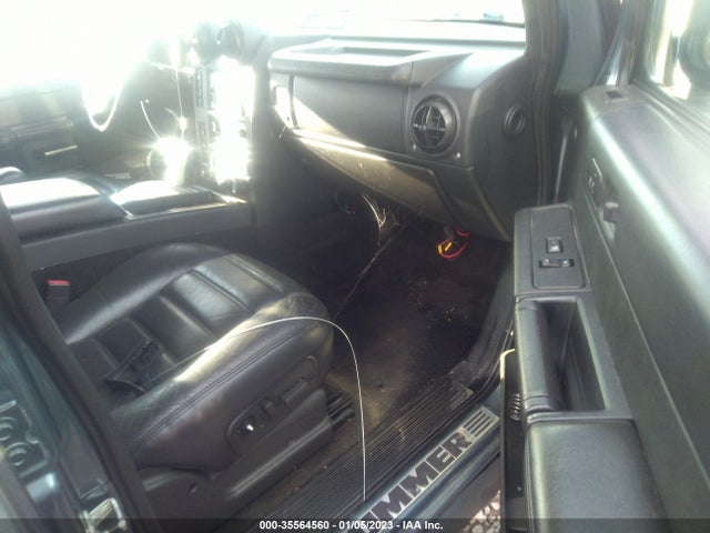 5GRGN23U57H100079 Hummer H2