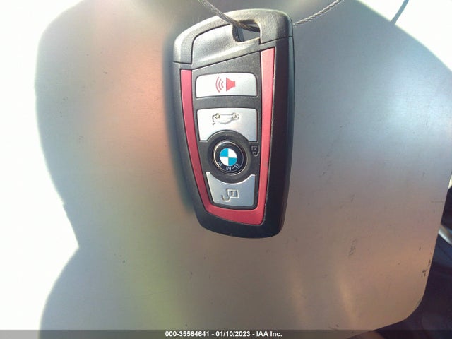 BMW 3 Series 328i 2016 WBA8E9G58GNU27687 Image 11