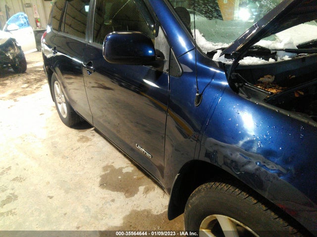 2007 TOYOTA RAV4 LIMITED VIN: JTMBK31V075038808