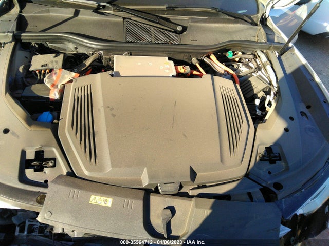 2021 Audi e-tron, VIN: WA1LAAGE8MB021913