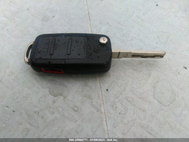 3VWRZ71K78M033900 Volkswagen Jetta Sedan Se/sel