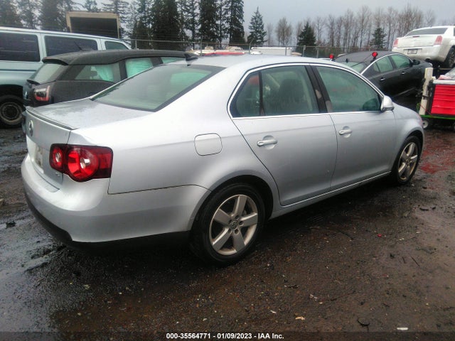 3VWRZ71K78M033900 Volkswagen Jetta Sedan Se/sel