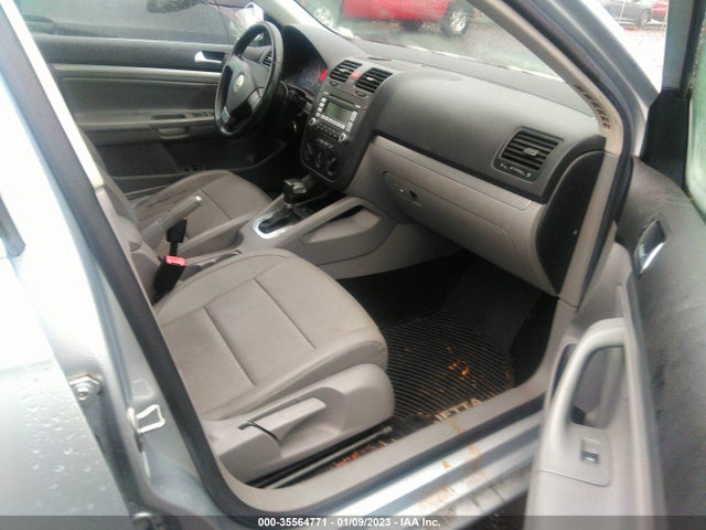 3VWRZ71K78M033900 Volkswagen Jetta Sedan Se/sel