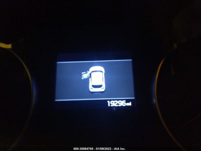 KNDEUCAAXM7158166 KIA SELTOS S