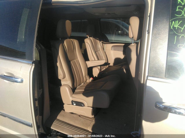 2016 Chrysler Town & Country, VIN: 2C4RC1CG9GR207418