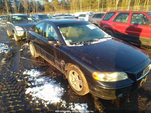 Volvo S60 2005 YV1RH592052471959 головне зображення