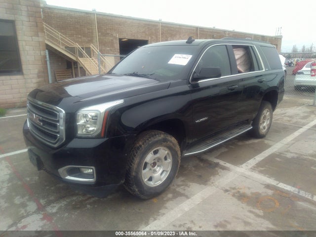 GMC YUKON SLT 2017 1GKS1BKC7HR237377 Image 2