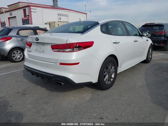 2019 Kia Optima, VIN: 5XXGT4L33KG315606