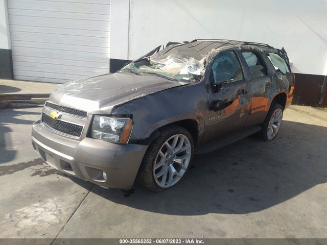 Chevrolet Tahoe Lt 2014 1GNSCBE00ER246318 Image 2