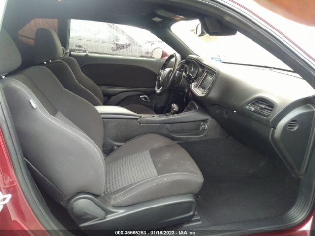 2C3CDZJG2KH735129 Dodge Challenger Gt