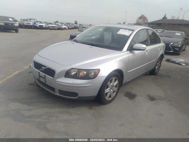 2007 VOLVO S40 2.4L VIN: YV1MS382072282751