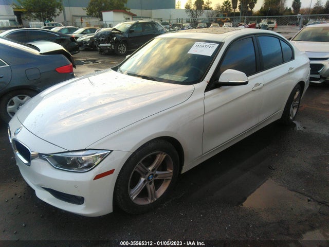 BMW 3 Series 328i 2014 WBA3C1C58EK116296 Image 2