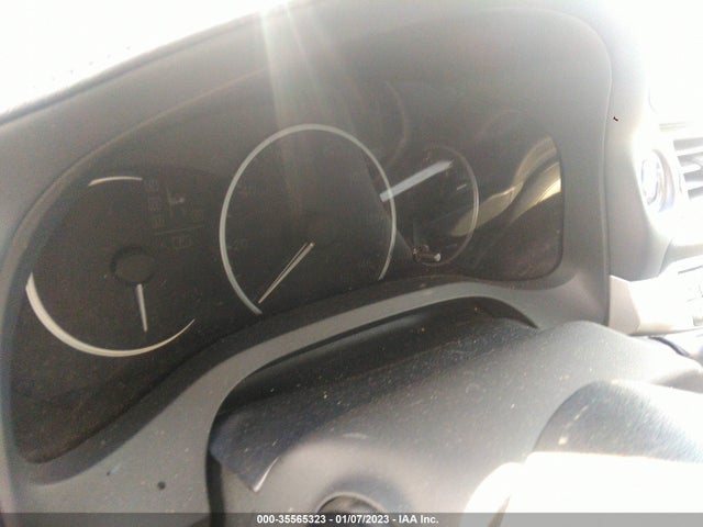 Lexus CT 200H 2011 JTHKD5BH5B2005570 Image 7