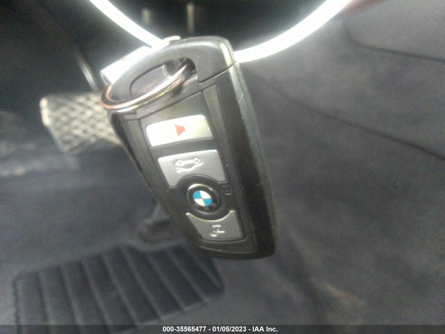 BMW 5 Series 528i 2016 WBA5A5C54GD525795 Image 11