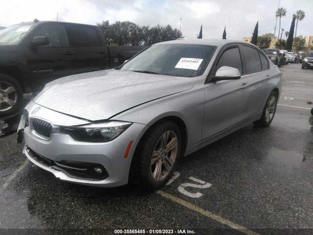 BMW 3 Series 328i 2016 WBA8E9C54GK647092 Image 2
