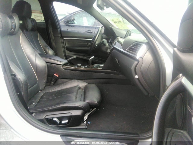 BMW 3 Series 328i 2016 WBA8E9C54GK647092 Image 5