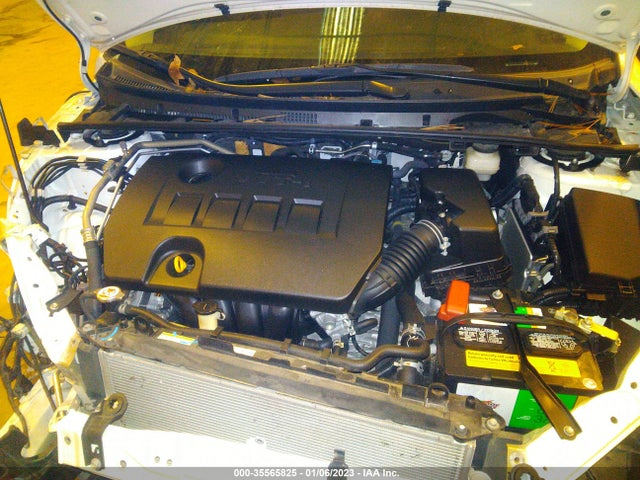 Toyota COROLLA SE 2018 5YFBURHE8JP807584 Image 10