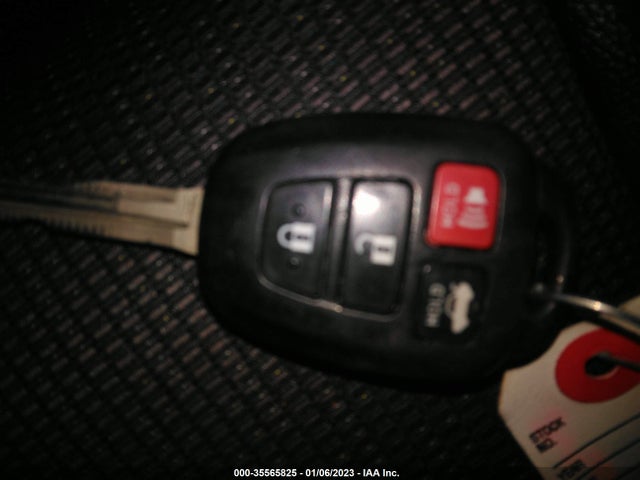 Toyota COROLLA SE 2018 5YFBURHE8JP807584 Image 11