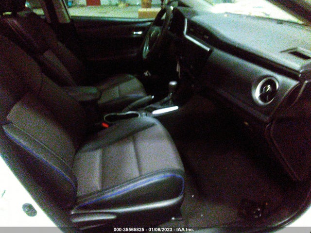 Toyota COROLLA SE 2018 5YFBURHE8JP807584 Image 5