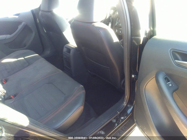 Volkswagen GLI 2012 3VW567AJ3CM407880 Image 9