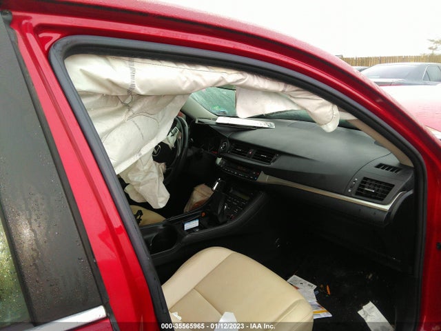 JTHKD5BH5B2029304 Lexus CT 200H