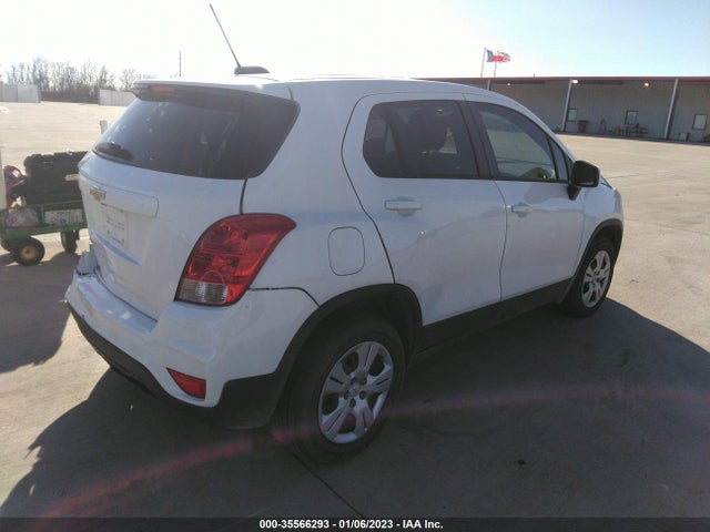 Chevrolet TRAX LS 2019 3GNCJKSB5KL183123 Image 5