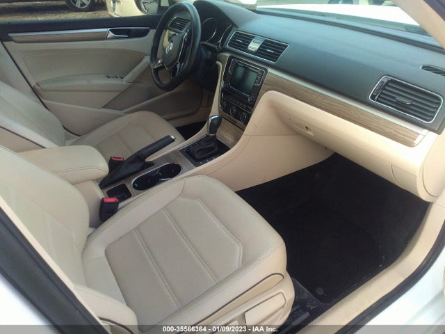 2018 VOLKSWAGEN PASSAT 2.0T SE VIN: 1VWBA7A35JC027893