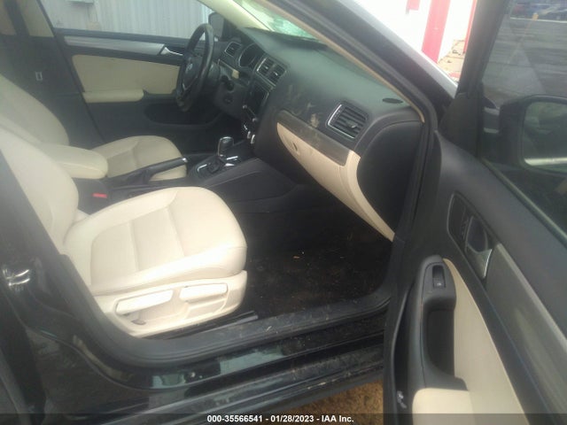 2017 Volkswagen Jetta, VIN: 3VWDB7AJ9HM349319