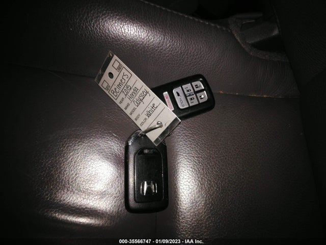 2015 Honda Odyssey, VIN: 5FNRL5H61FB020434