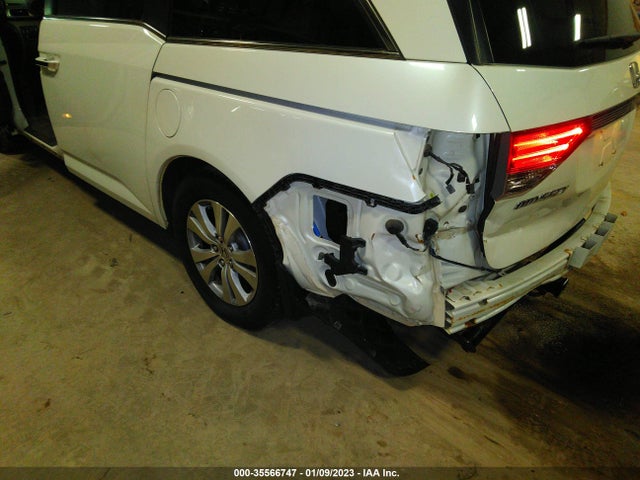 2015 Honda Odyssey, VIN: 5FNRL5H61FB020434