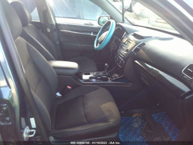 5XYKT3A6XEG459297 KIA SORENTO LX