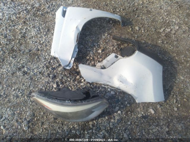 KNDJN2A28E7074704 KIA Soul Base