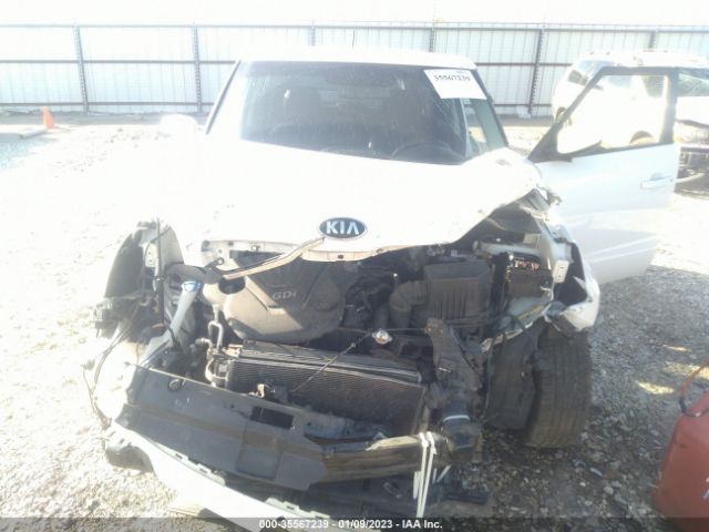 KNDJN2A28E7074704 KIA Soul Base