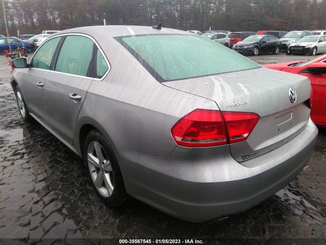 1VWBP7A32DC045576 Volkswagen Passat Se W/sunroof & Nav