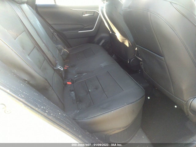 2022 Toyota RAV4, VIN: JTMAB3FV0ND106046