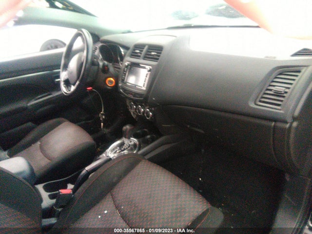 2017 Mitsubishi Outlander, VIN: JA4AR3AU6HZ037326