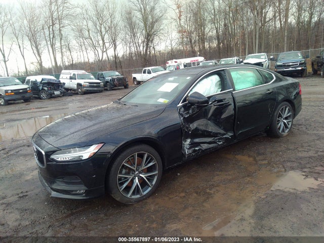 2018 Volvo S90, VIN: LVY982MK6JP031617