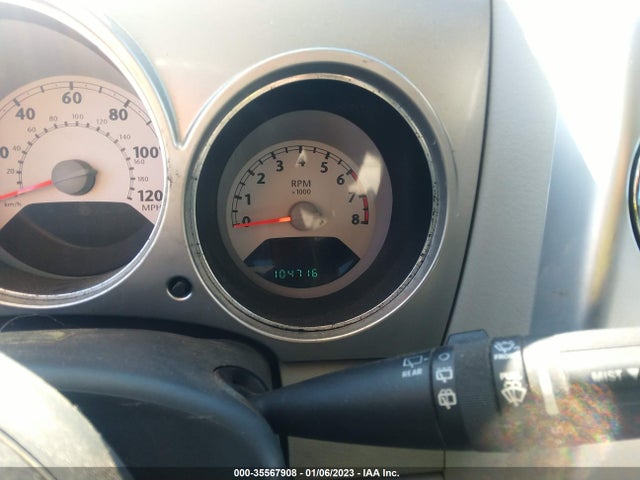 3A4GY5F96AT144323 Chrysler PT CRUISER CLASSIC