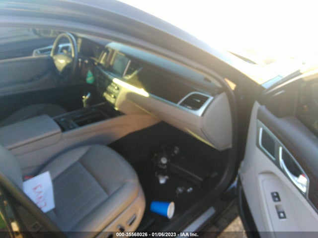 2016 Hyundai Genesis, VIN: KMHGN4JE9GU116930