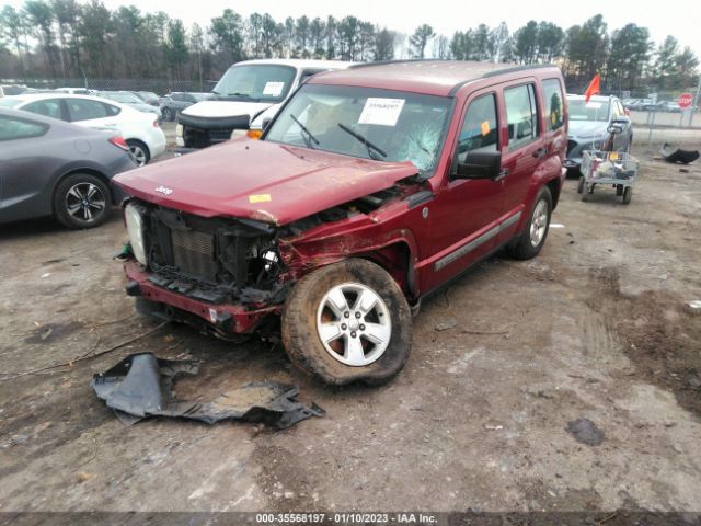 1C4PJMAK3CW156196 Jeep Liberty Sport