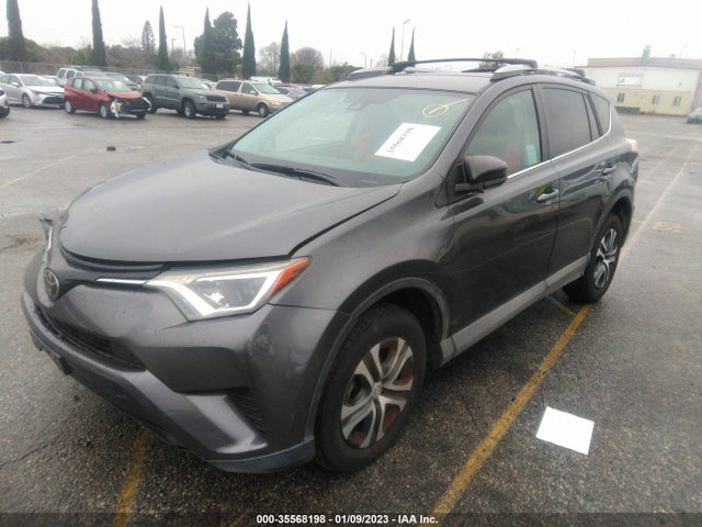 Toyota RAV4 LE 2017 2T3BFREV0HW659283 Image 2