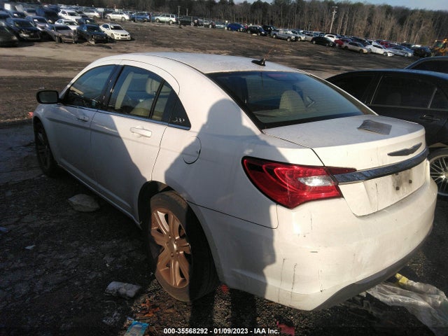 Chrysler 200 LX 2013 1C3CCBAB0DN705149 Image 3