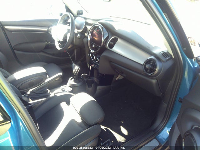 2023 Mini Hardtop, VIN: WMW33DK07P2S92850
