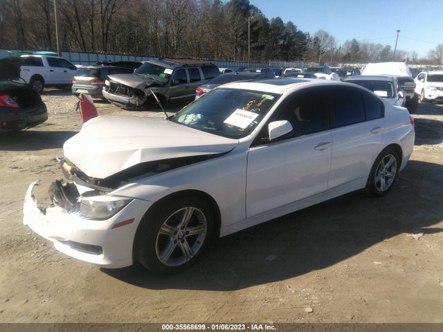 BMW 3 Series 2014 WBA3B1G55ENS77913 Image 2