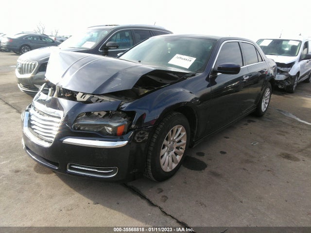 2C3CCAAGXEH135838 Chrysler 300