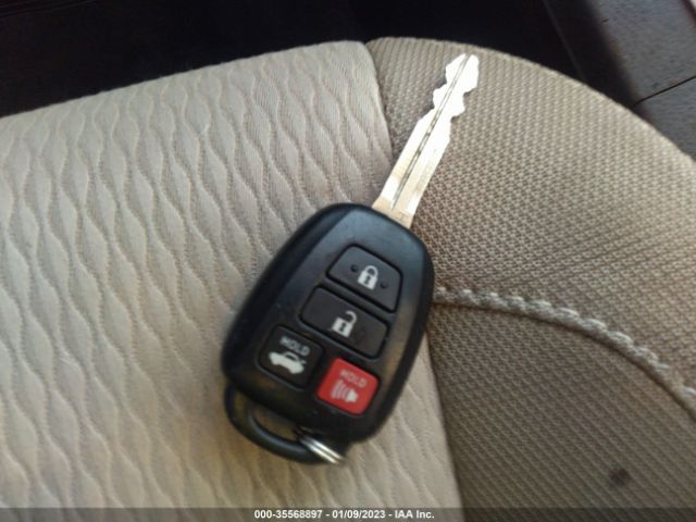 2T1BURHE4FC312970 Toyota COROLLA LE