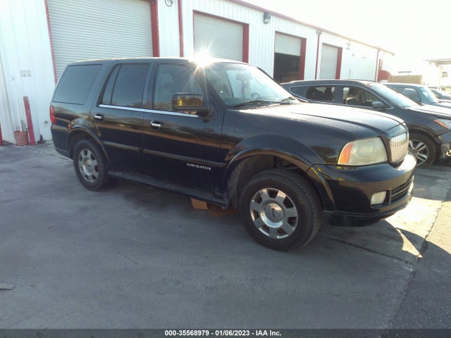 Lincoln Navigator 2005 5LMFU27515LJ18519 головне зображення