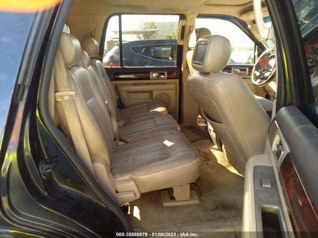 Lincoln Navigator 2005 5LMFU27515LJ18519 Image 9