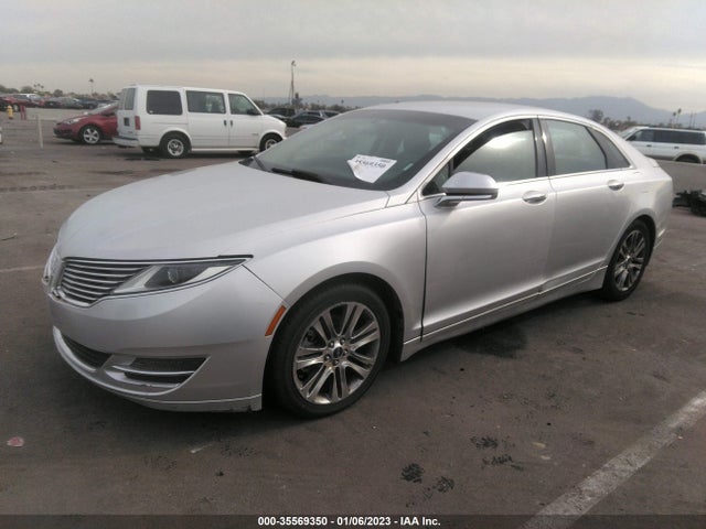 Lincoln MKZ 2013 3LN6L2GK4DR810155 Image 2