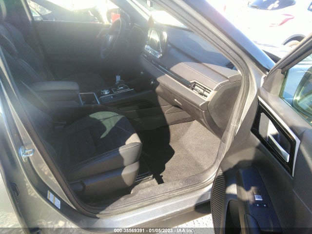JA4J3UA88NZ084346 Mitsubishi Outlander Se